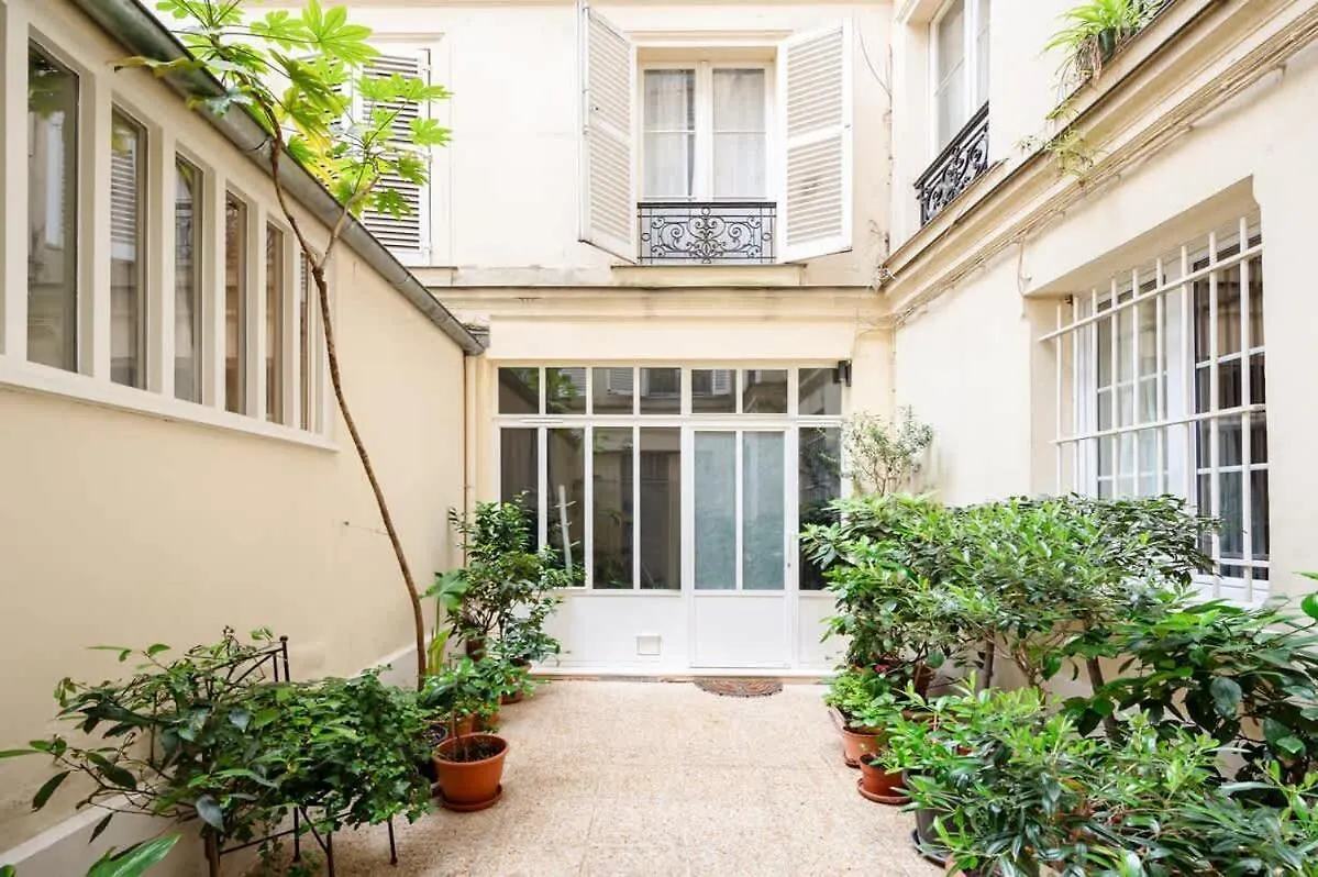 Apartment 3 Bedrooms - Best Part Of Saint-Germain-Des Pres Paris